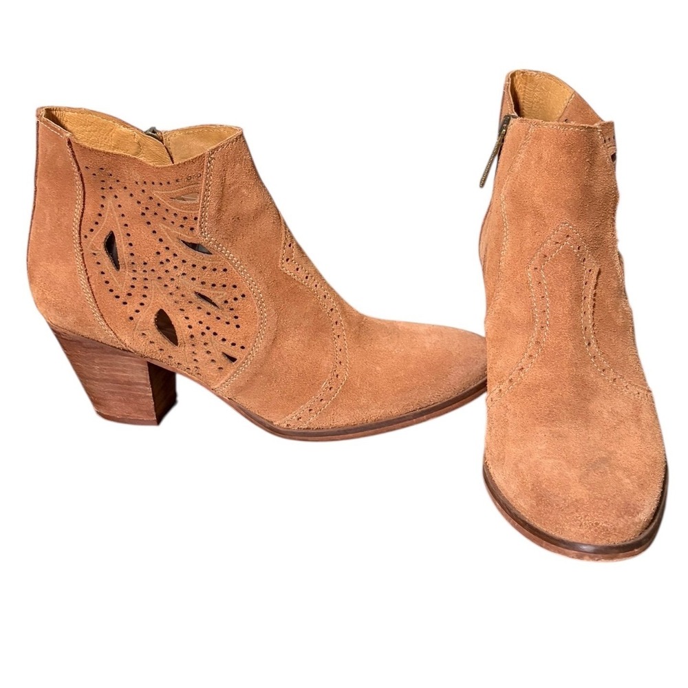 VERACRUZ‎ Suede Laser Cut Ankle Boots Side Zip Block Heel Women's Size 10.5